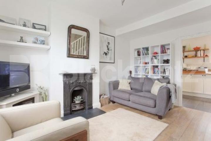 			Unique Cottage in Central Crouch End, 2 Bedroom, 1 bath, 1 reception House			 Topsfield Cottages, Crouch End